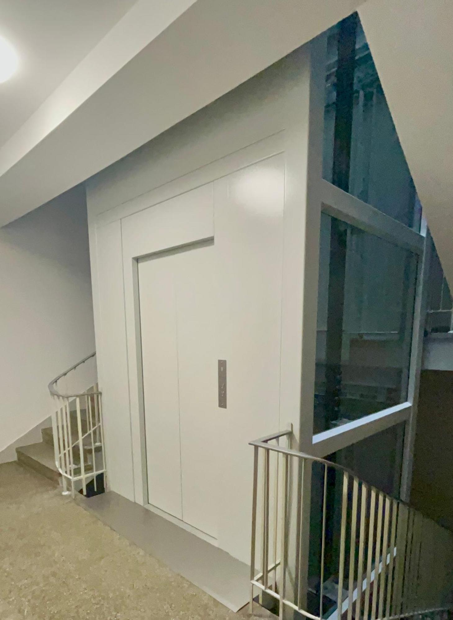 Perfect Location Two Bedrooms With Balkony ワルシャワ エクステリア 写真